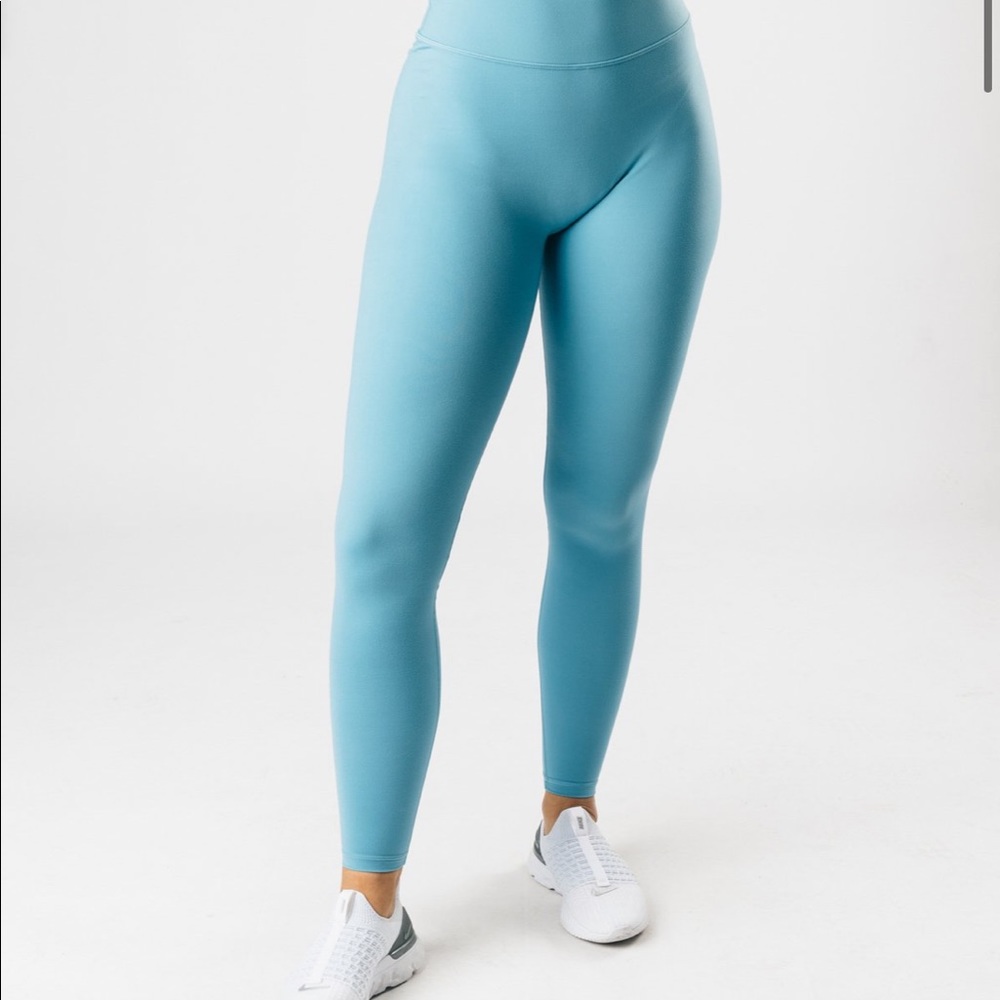Alphalete leggings Carolina blue